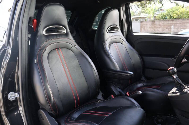 2012 FIAT 500 Abarth