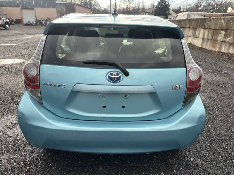 2012 Toyota Prius c Three
