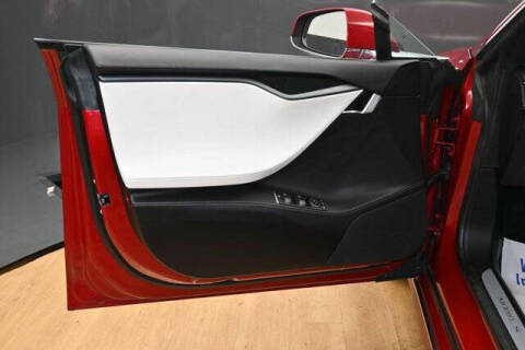 2020 Tesla Model S Performance