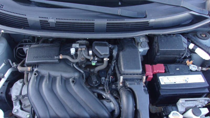 2012 Nissan Versa 1.6 SV