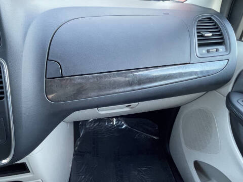 2016 Dodge Grand Caravan SE