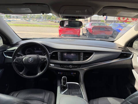 2020 Buick Enclave Essence