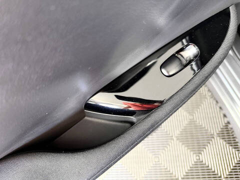 2019 Nissan LEAF SV