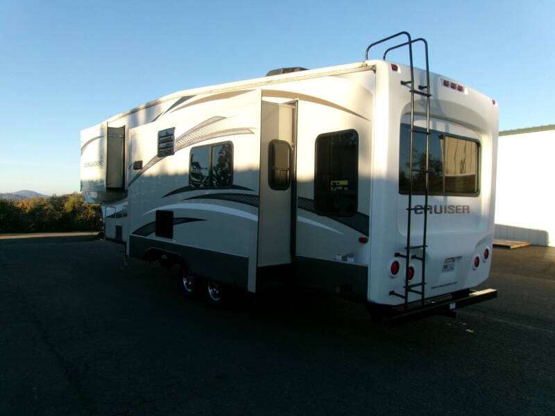 2015 Crossroads RV Cruiser 305RS
