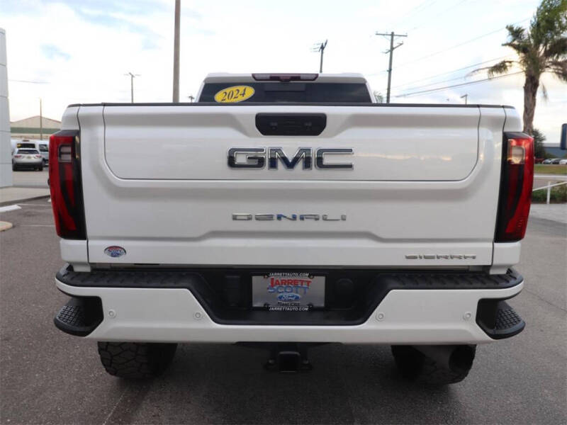 2024 GMC Sierra 3500HD