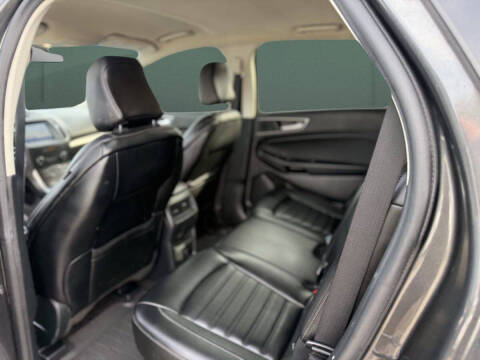 2020 Ford Edge SEL