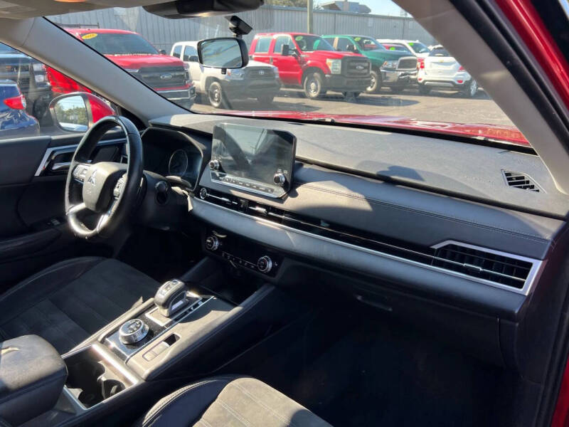 2023 Mitsubishi Outlander