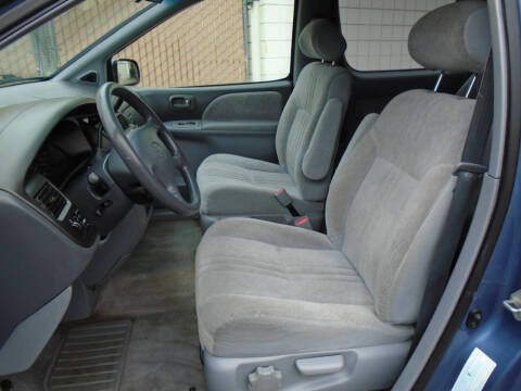 2000 Toyota Sienna LE