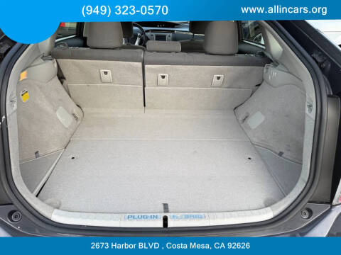 2012 Toyota Prius Plug-in Hybrid