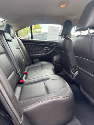 2011 Ford Taurus Limited