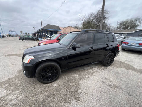 2012 Mercedes-Benz GLK for sale at DM Motors in Corpus Christi TX