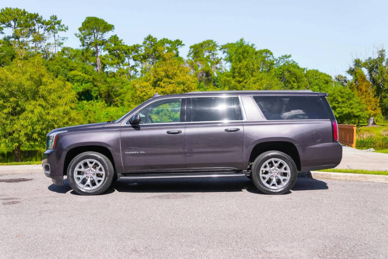 2017 GMC Yukon XL SLT