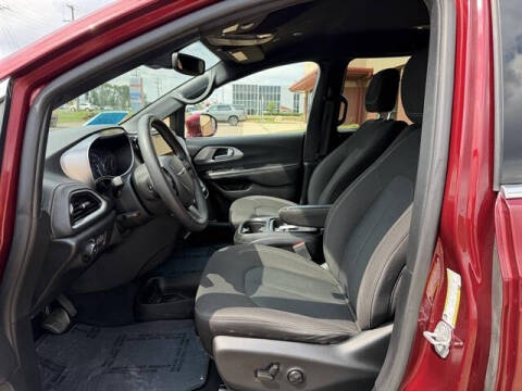 2022 Chrysler Pacifica Touring