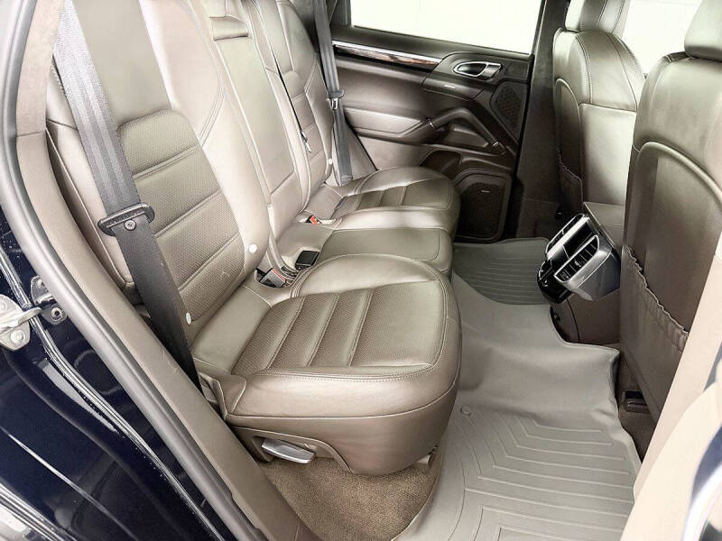 2016 Porsche Cayenne Turbo
