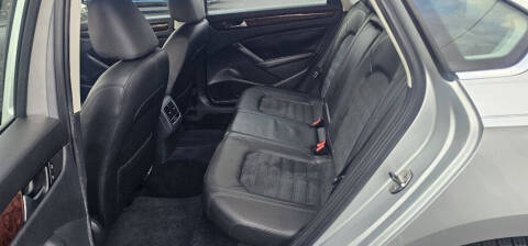 2013 Volkswagen Passat V6 SEL Premium