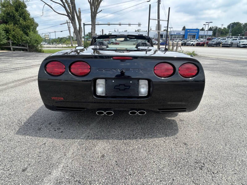 2004 Chevrolet Corvette