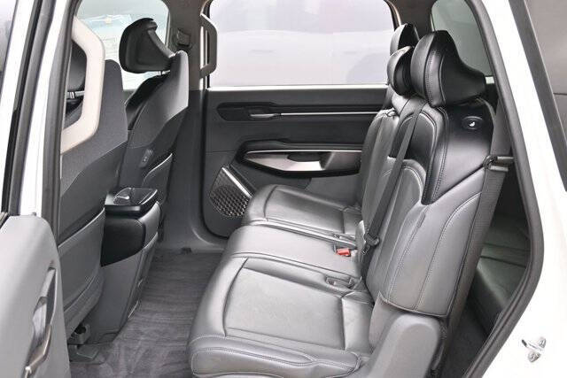 2024 Kia EV9 Light