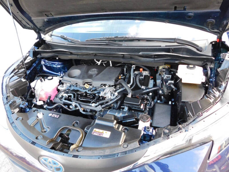 2021 Toyota Sienna LE 8-Passenger