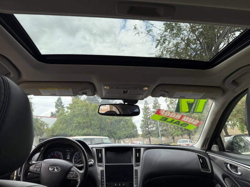 2017 Infiniti Q50 2.0T Premium