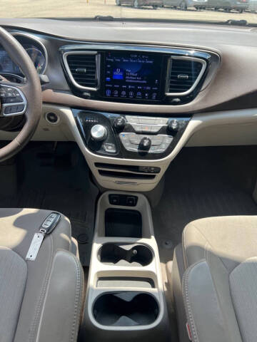 2017 Chrysler Pacifica Touring
