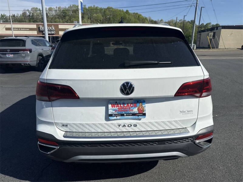 2024 Volkswagen Taos SE