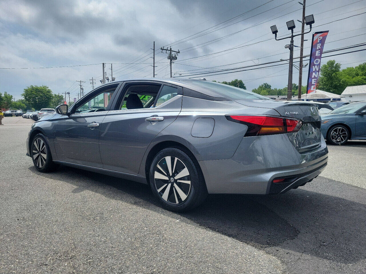 2021 Nissan Altima for sale at HILLTOP NISSAN in East Hanover, NJ