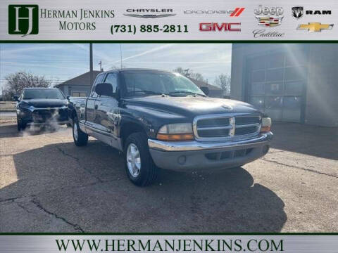 2000 Dodge Dakota for sale at CAR-MART in Union City TN