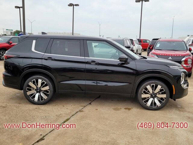 2025 Mitsubishi Outlander SE