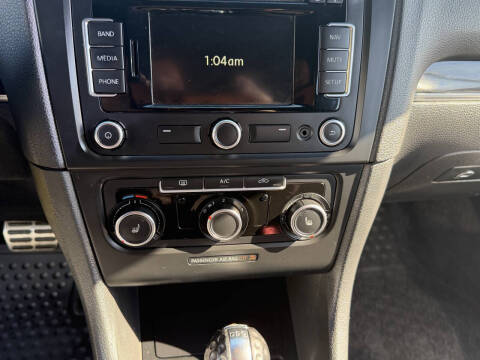 2013 Volkswagen GTI Base PZEV