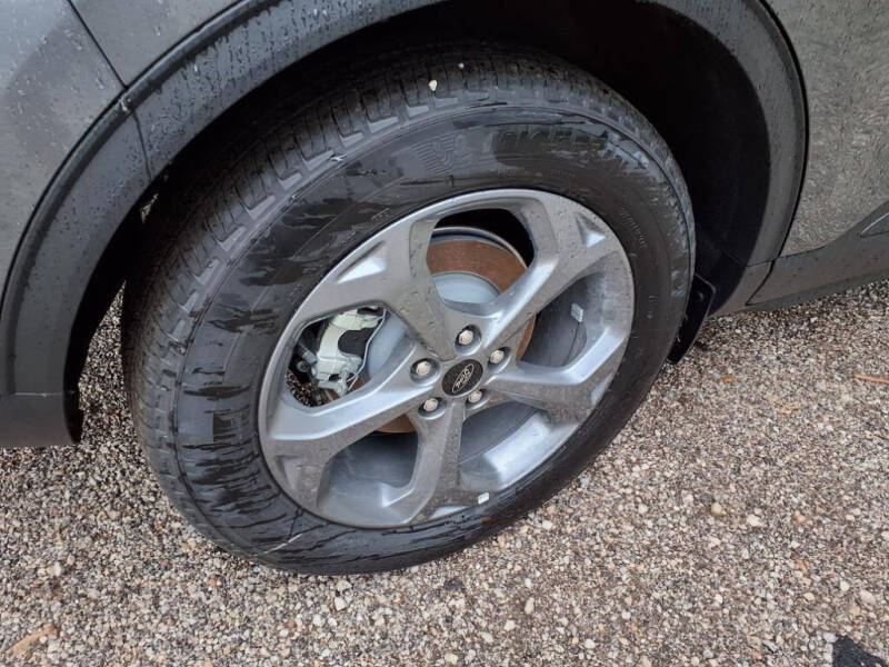 2025 Ford Escape Hybrid ST-Line