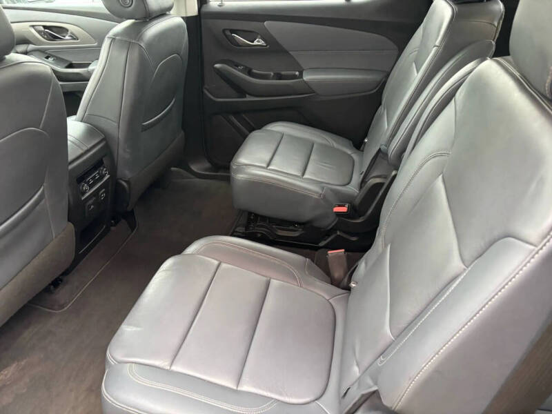 2020 Chevrolet Traverse LT Leather