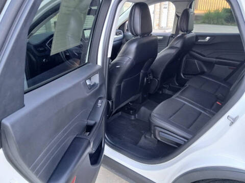2021 Ford Escape SEL