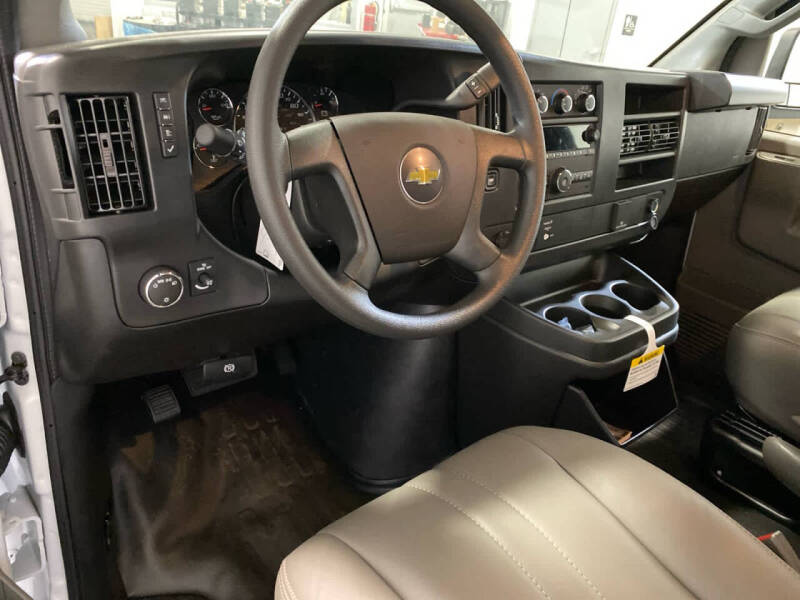2026 Chevrolet Express 2500
