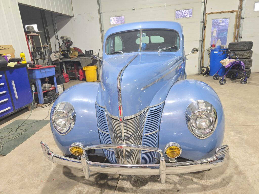 1940 Ford DELUXE V8 56