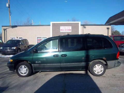 1999 blue plymouth voyager van