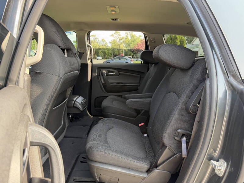 2011 Chevrolet Traverse LT