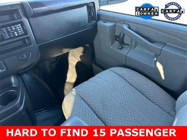 2023 Chevrolet Express LS 3500