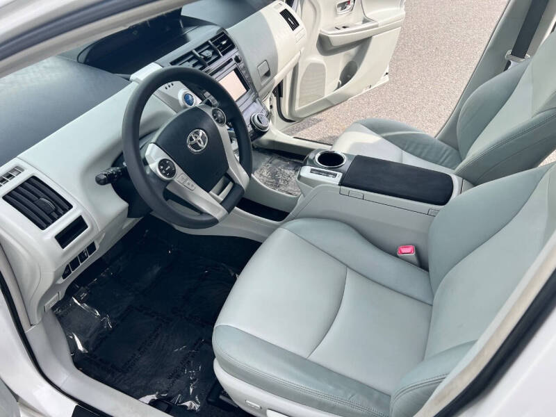 2012 Toyota Prius v Five