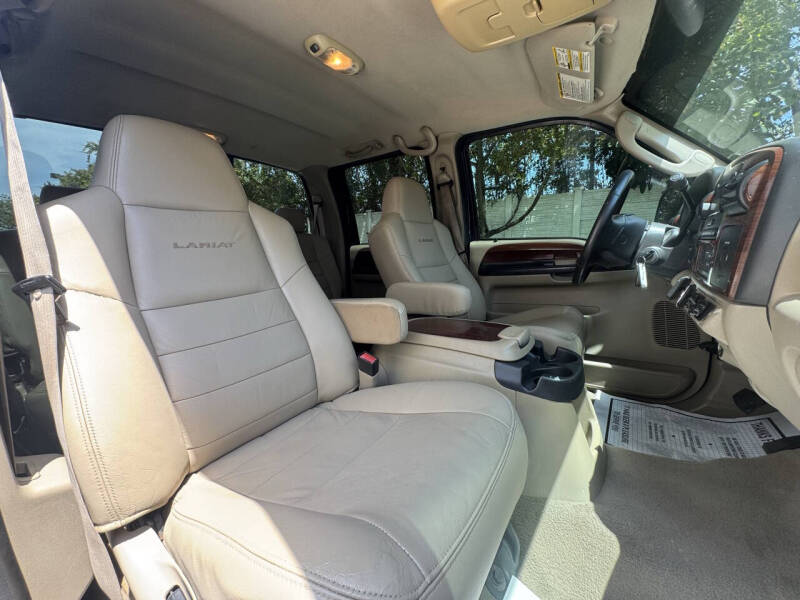 2005 Ford F-250 Super Duty Lariat