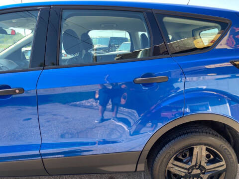 2017 Ford Escape S