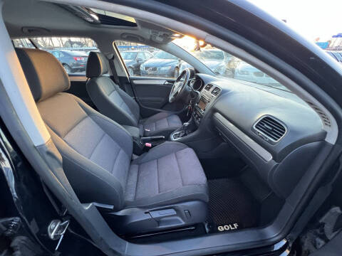 2013 Volkswagen Golf 2.5L PZEV