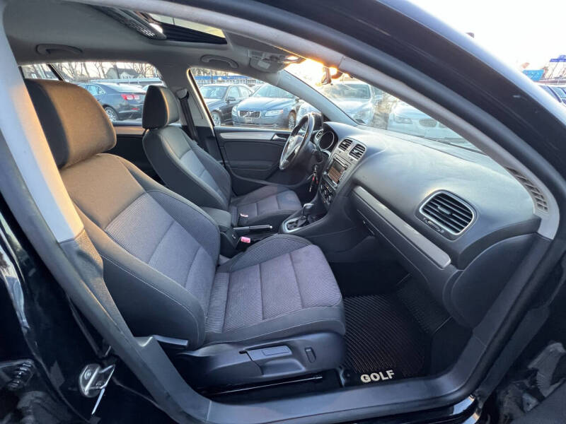 2013 Volkswagen Golf 2.5L PZEV