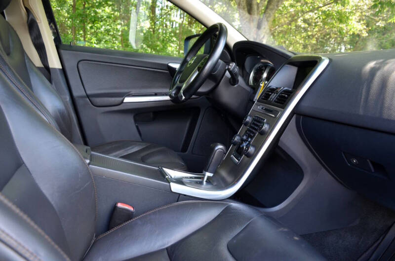 2012 Volvo XC60 3.2 Premier Plus