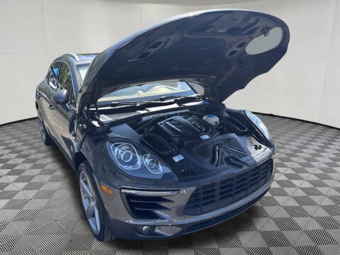 2016 Porsche Macan S