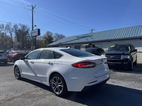 2020 Ford Fusion SEL