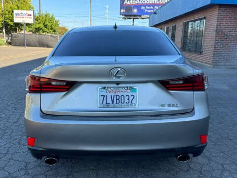 2015 Lexus IS 250