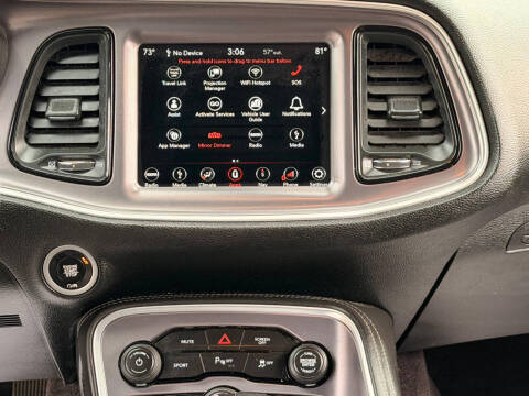 2019 Dodge Challenger SXT
