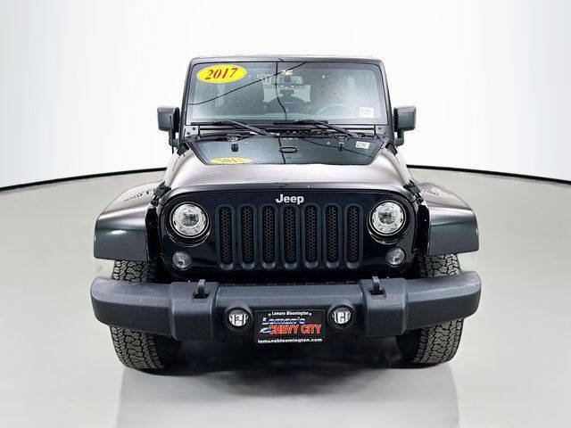 Used 2017 Jeep Wrangler Unlimited Rubicon with VIN 1C4BJWFG6HL725710 for sale in Bloomington, IL