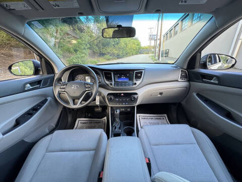 2016 Hyundai Tucson SE