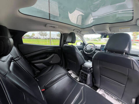 2022 Ford Mustang Mach-E Premium